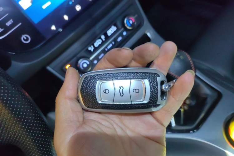 Used Geely Auto Vision S1 2018 1.5L Manual FENGXING Model Vehicle Key
