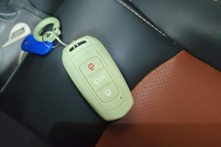 Used Geely Auto Vision S1 2018 1.5L CVT FENGXING Model Vehicle Key