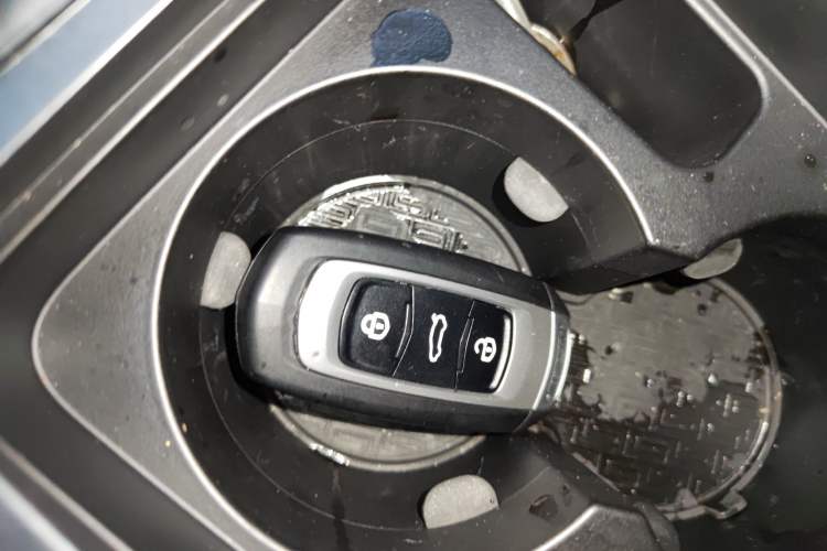 Used Geely Auto Vision S1 2018 1.4T CVT FENGXING Model Vehicle Key