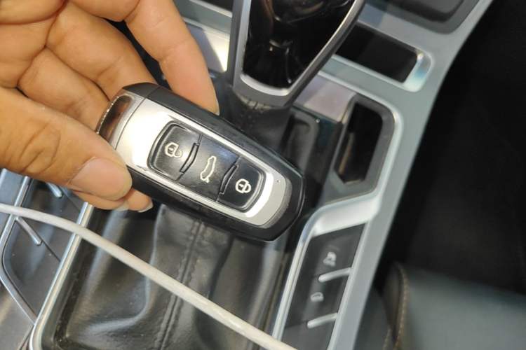 Used Geely Auto Vision S1 2018 1.5L CVT FENGXING Model Vehicle Key