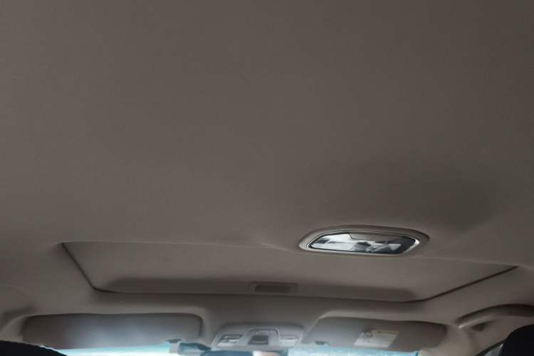 Used Geely Auto Vision S1 2018 1.4T CVT FENGXING Model Headliner
