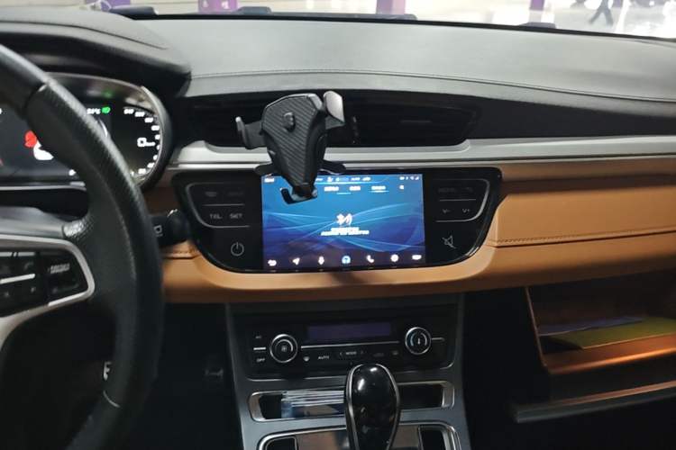 Used Geely Auto Vision S1 2018 1.4T CVT FENGXING Model Audio And AC Panel