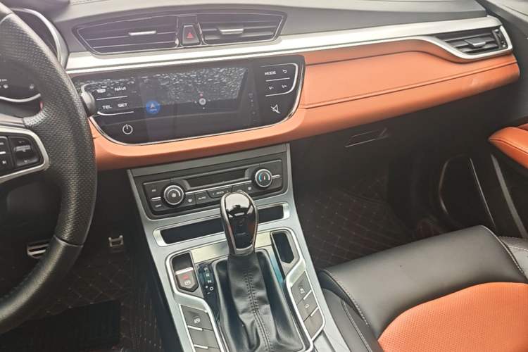 Used Geely Auto Vision S1 2018 1.5L CVT FENGXING Model Audio And AC Panel