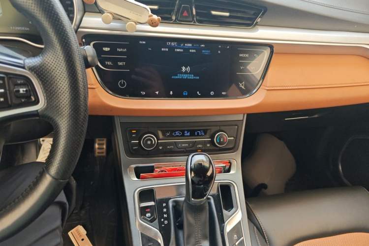 Used Geely Auto Vision S1 2018 1.4T CVT FENGXING Model Audio And AC Panel