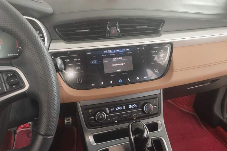 Used Geely Auto Vision S1 2018 1.4T CVT FENGXING Model Audio And AC Panel