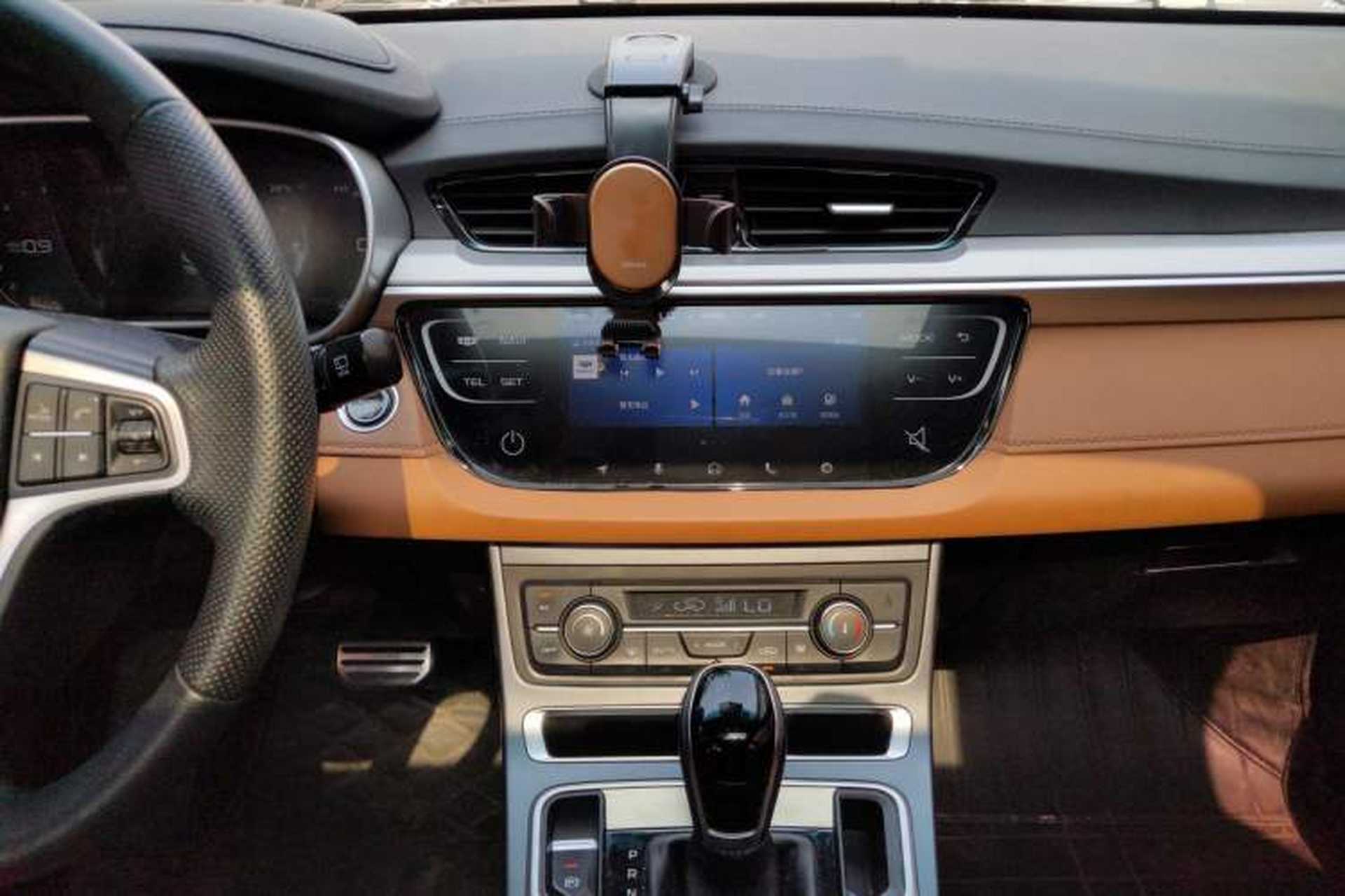 Used Geely Auto Vision S1 2018 1.4T CVT FENGXING Model Audio And AC Panel