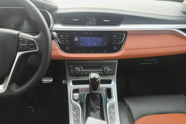 Used Geely Auto Vision S1 2018 1.5L CVT FENGXING Model Audio And AC Panel
