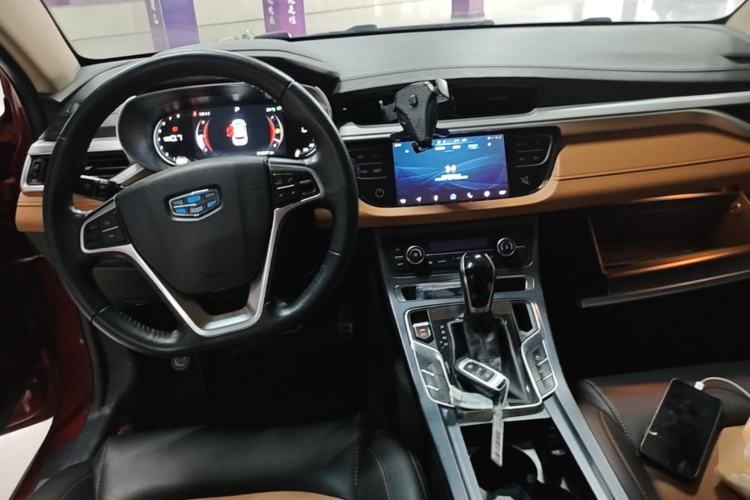 Used Geely Auto Vision S1 2018 1.4T CVT FENGXING Model Center Console