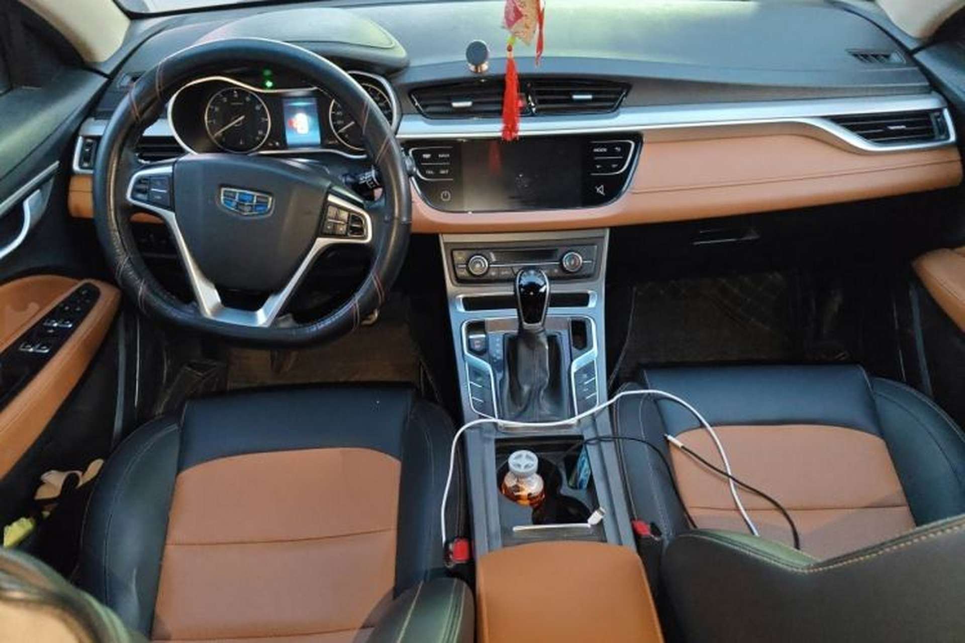 Used Geely Auto Vision S1 2018 1.4T CVT Fengchi Model Center Console