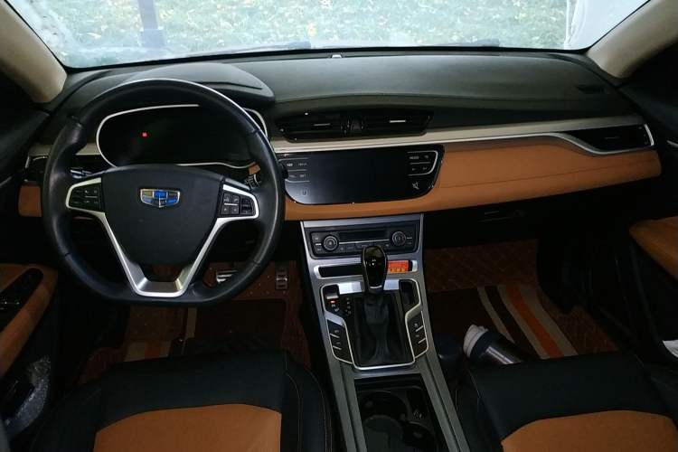 Used Geely Auto Vision S1 2018 1.4T CVT Fēngruì Model Center Console