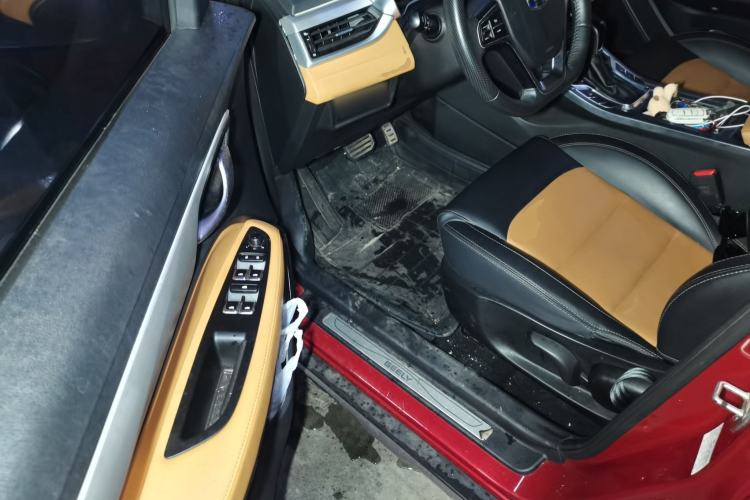 Used Geely Auto Vision S1 2018 1.4T CVT FENGXING Model Driver Seat