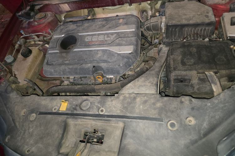 Used Geely Auto Vision S1 2018 1.4T CVT Fēngruì Model Engine Bay