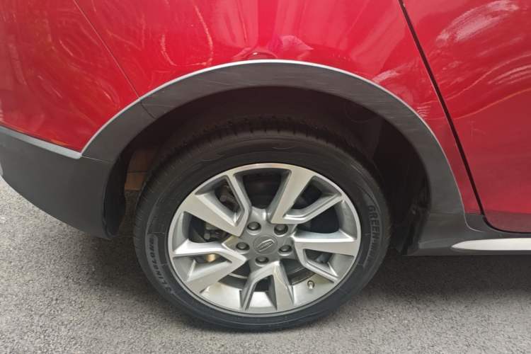 Used Geely Auto Vision S1 2018 1.5L CVT Fongchi Model Exterior 3