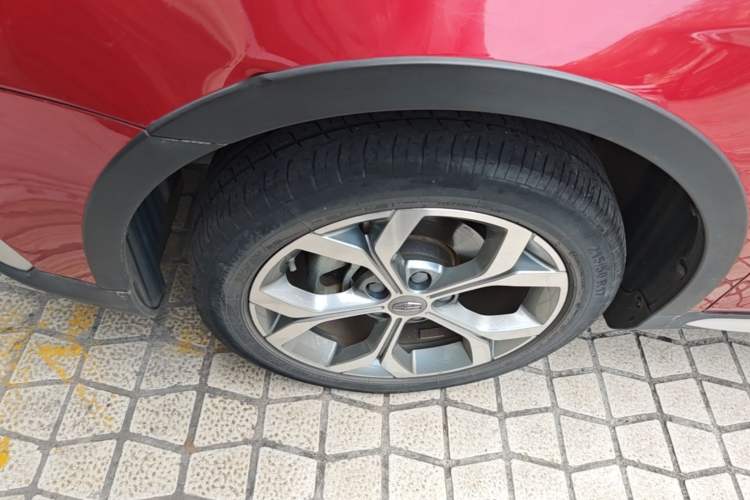Used Geely Auto Vision S1 2018 1.4T CVT FENGXING Model Exterior 4