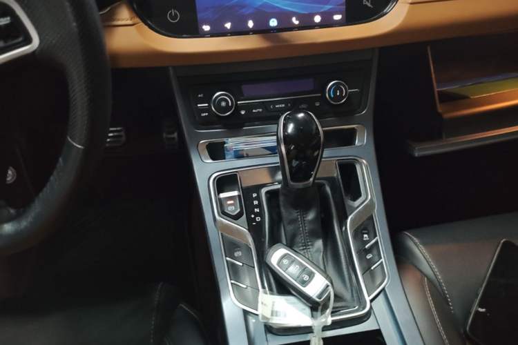Used Geely Auto Vision S1 2018 1.4T CVT FENGXING Model Gear Lever