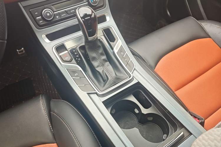 Used Geely Auto Vision S1 2018 1.5L CVT FENGXING Model Gear Lever