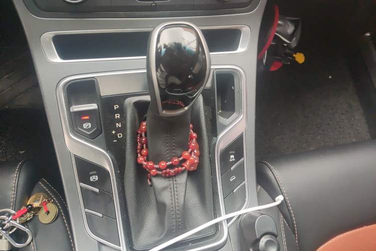 Used Geely Auto Vision S1 2018 1.5L CVT Fongchi Model Gear Lever