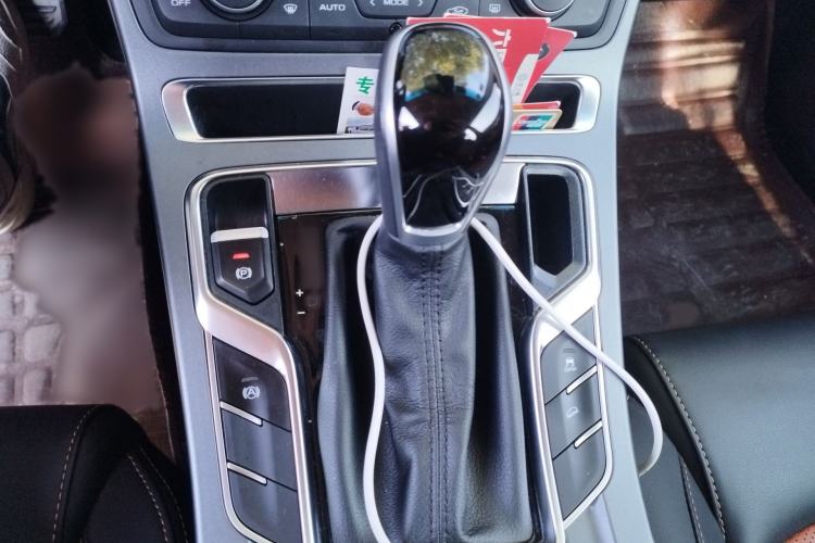 Used Geely Auto Vision S1 2018 1.5L CVT FENGXING Model Gear Lever