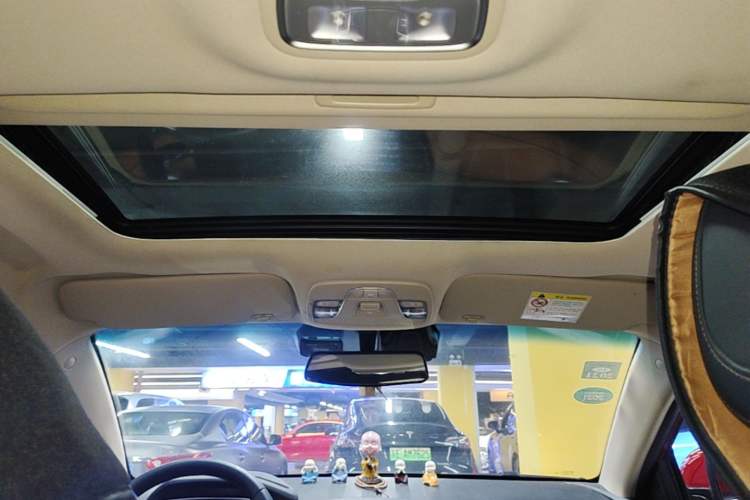 Used Geely Auto Vision S1 2018 1.4T CVT Fēngruì Model Headliner