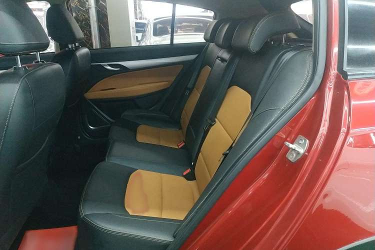 Used Geely Auto Vision S1 2018 1.4T CVT Fengchi Model Interior 1