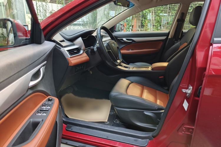 Used Geely Auto Vision S1 2018 1.5L CVT Fongchi Model Interior 2