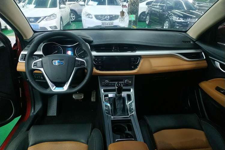 Used Geely Auto Vision S1 2018 1.4T CVT Fengchi Model Interior 3