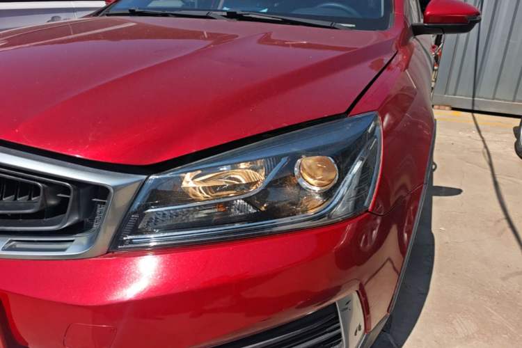 Used Geely Auto Vision S1 2018 1.4T CVT FENGXING Model Left Front Headlight