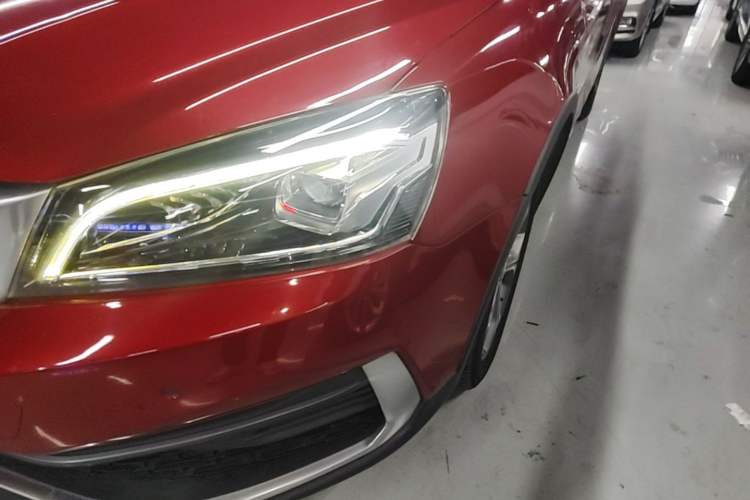 Used Geely Auto Vision S1 2018 1.4T CVT Fēngruì Model Left Front Headlight