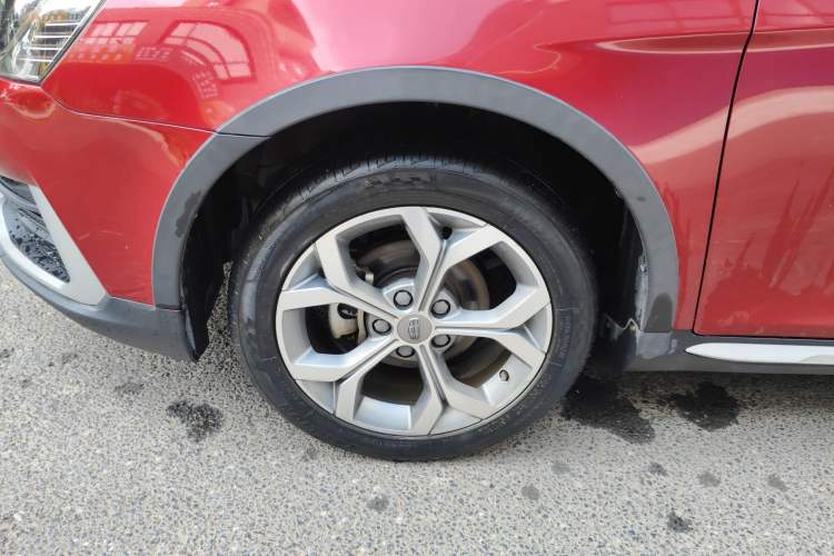 Used Geely Auto Vision S1 2018 1.4T CVT FENGXING Model Left Front Wheel Hub