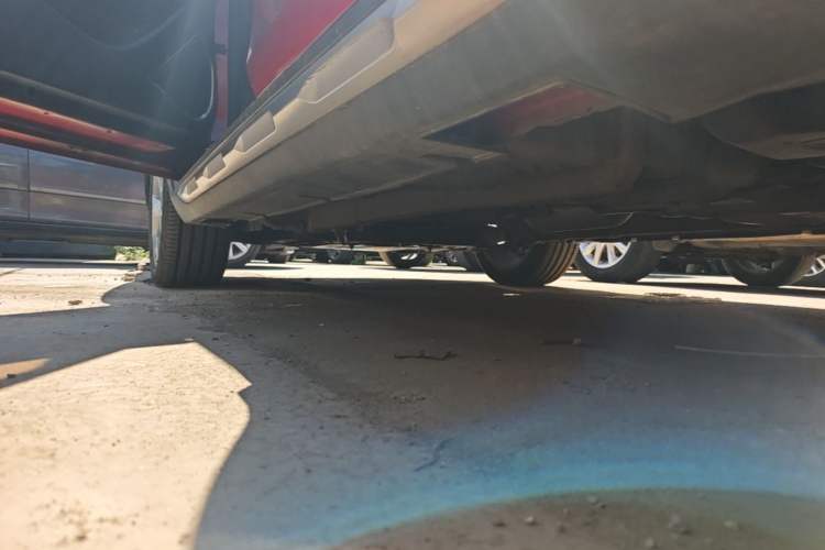 Used Geely Auto Vision S1 2018 1.4T CVT FENGXING Model Left Side Sill
