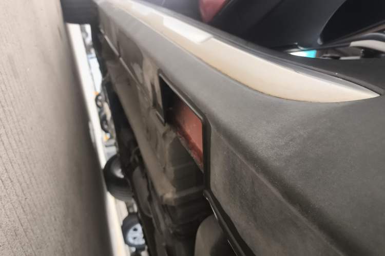 Used Geely Auto Vision S1 2018 1.5L CVT FENGXING Model Left Side Sill