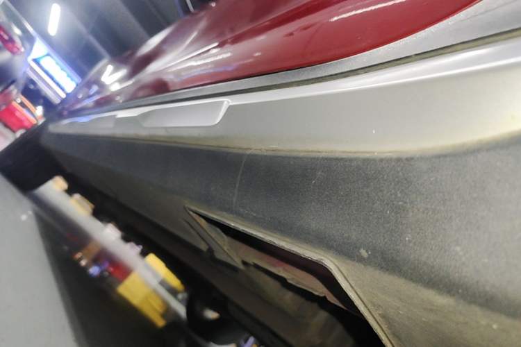Used Geely Auto Vision S1 2018 1.4T CVT Fēngruì Model Left Side Sill