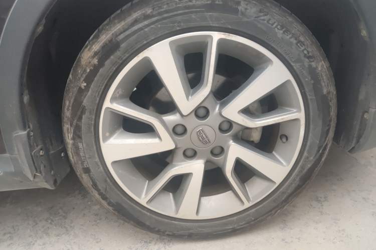 Used Geely Auto Vision S1 2018 1.5L CVT Fongchi Model Right Front Wheel Hub