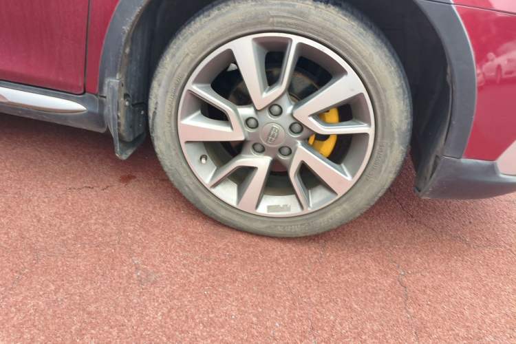 Used Geely Auto Vision S1 2018 1.5L Manual Fong Chi Model Right Front Wheel Hub