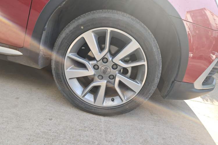 Used Geely Auto Vision S1 2018 1.5L CVT Fongchi Model Right Front Wheel Hub