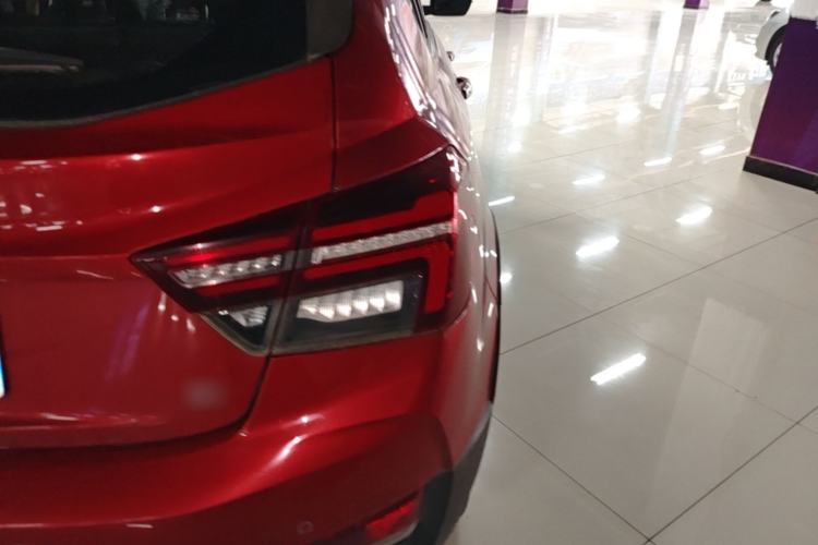 Used Geely Auto Vision S1 2018 1.4T CVT FENGXING Model Right Rear Taillight