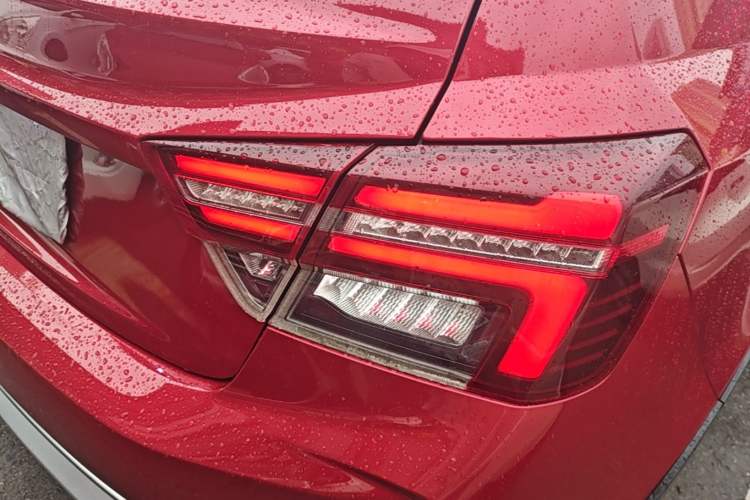 Used Geely Auto Vision S1 2018 1.5L CVT FENGXING Model Right Rear Taillight