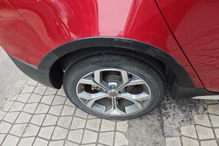 Used Geely Auto Vision S1 2018 1.4T CVT FENGXING Model Right Rear Wheel Hub