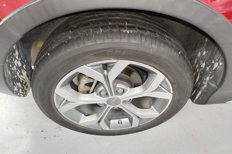 Used Geely Auto Vision S1 2018 1.4T CVT Fēngruì Model Right Rear Wheel Hub