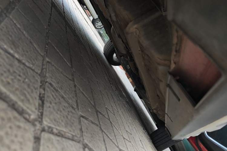 Used Geely Auto Vision S1 2018 1.4T CVT FENGXING Model Right Side Sill