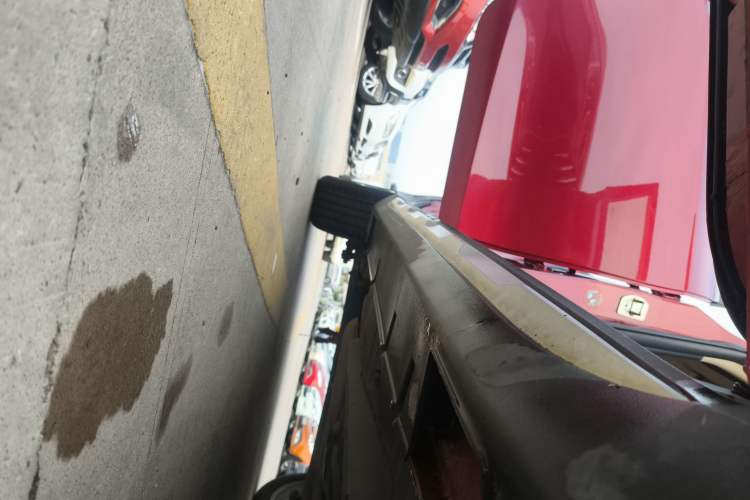 Used Geely Auto Vision S1 2018 1.5L CVT FENGXING Model Right Side Sill