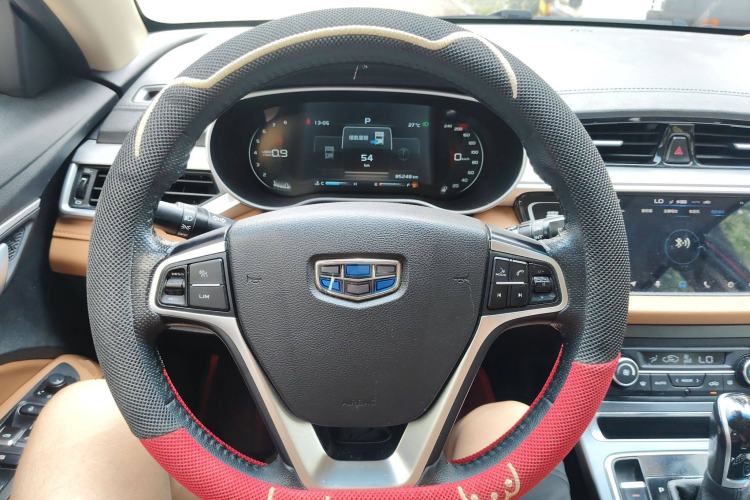 Used Geely Auto Vision S1 2018 1.4T CVT FENGXING Model Steering Wheel