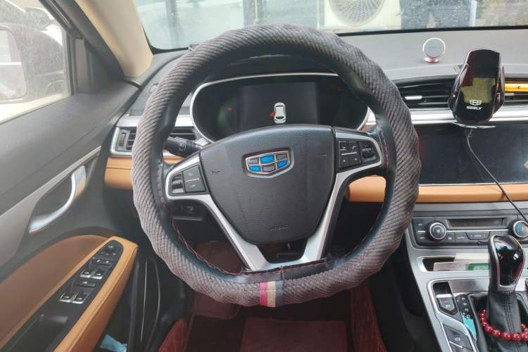 Used Geely Auto Vision S1 2018 1.4T CVT FENGXING Model Steering Wheel