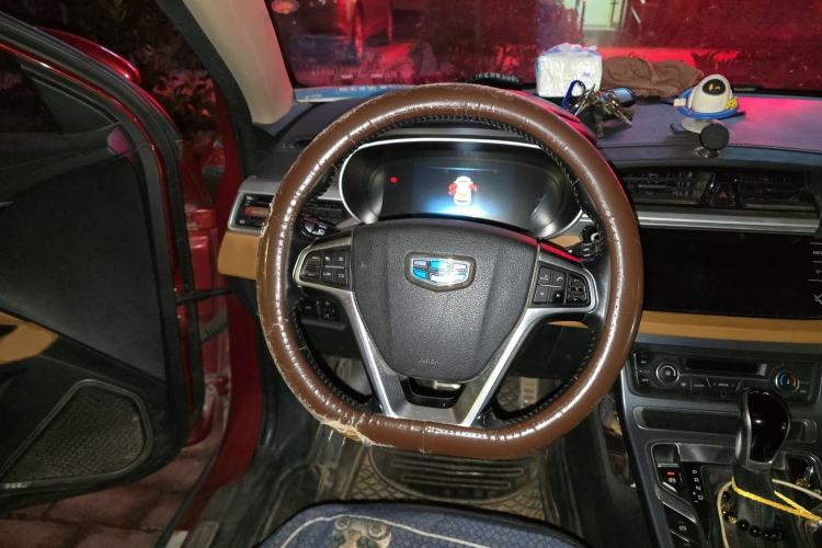 Used Geely Auto Vision S1 2018 1.4T CVT Fēngruì Model Steering Wheel
