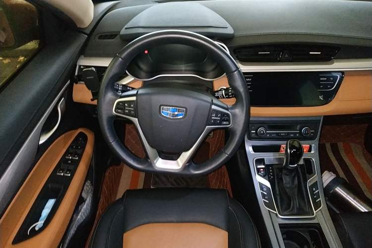 Used Geely Auto Vision S1 2018 1.4T CVT Fēngruì Model Steering Wheel