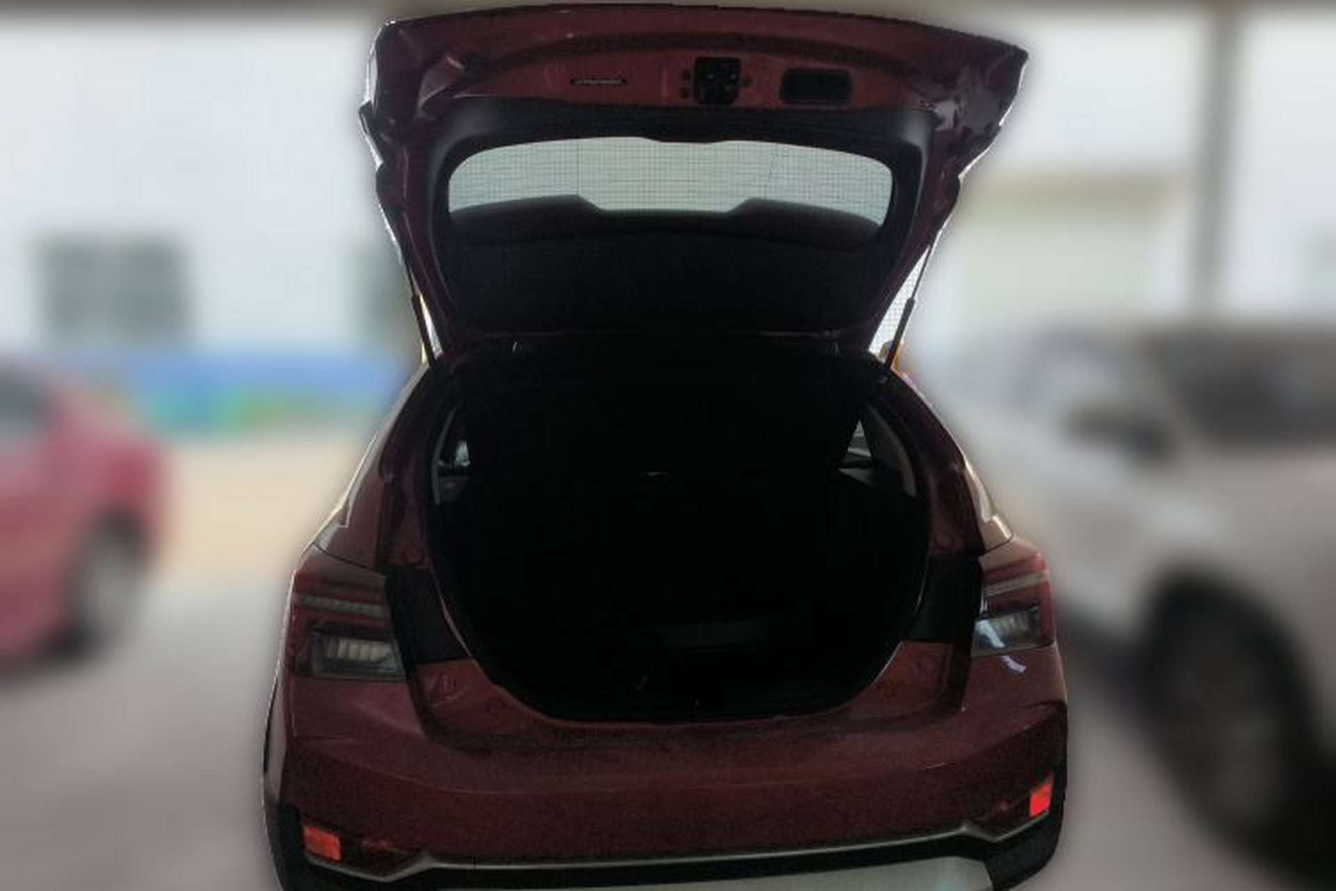 Used Geely Auto Vision S1 2018 1.4T CVT Fengchi Model Trunk