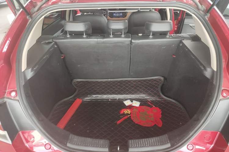 Used Geely Auto Vision S1 2018 1.4T CVT FENGXING Model Trunk
