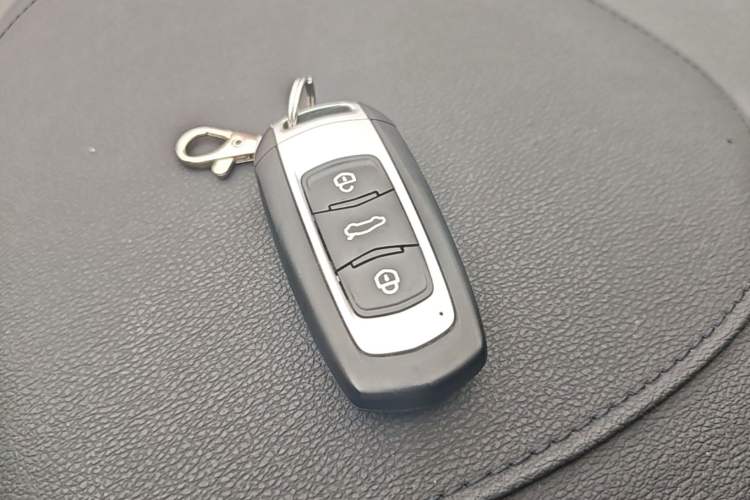 Used Geely Auto Vision S1 2018 1.5L CVT FENGXING Model Vehicle Key
