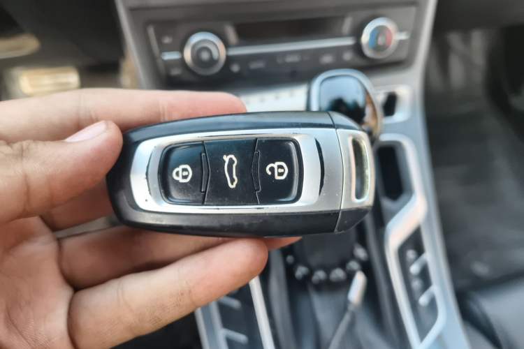 Used Geely Auto Vision S1 2018 1.4T CVT FENGXING Model Vehicle Key