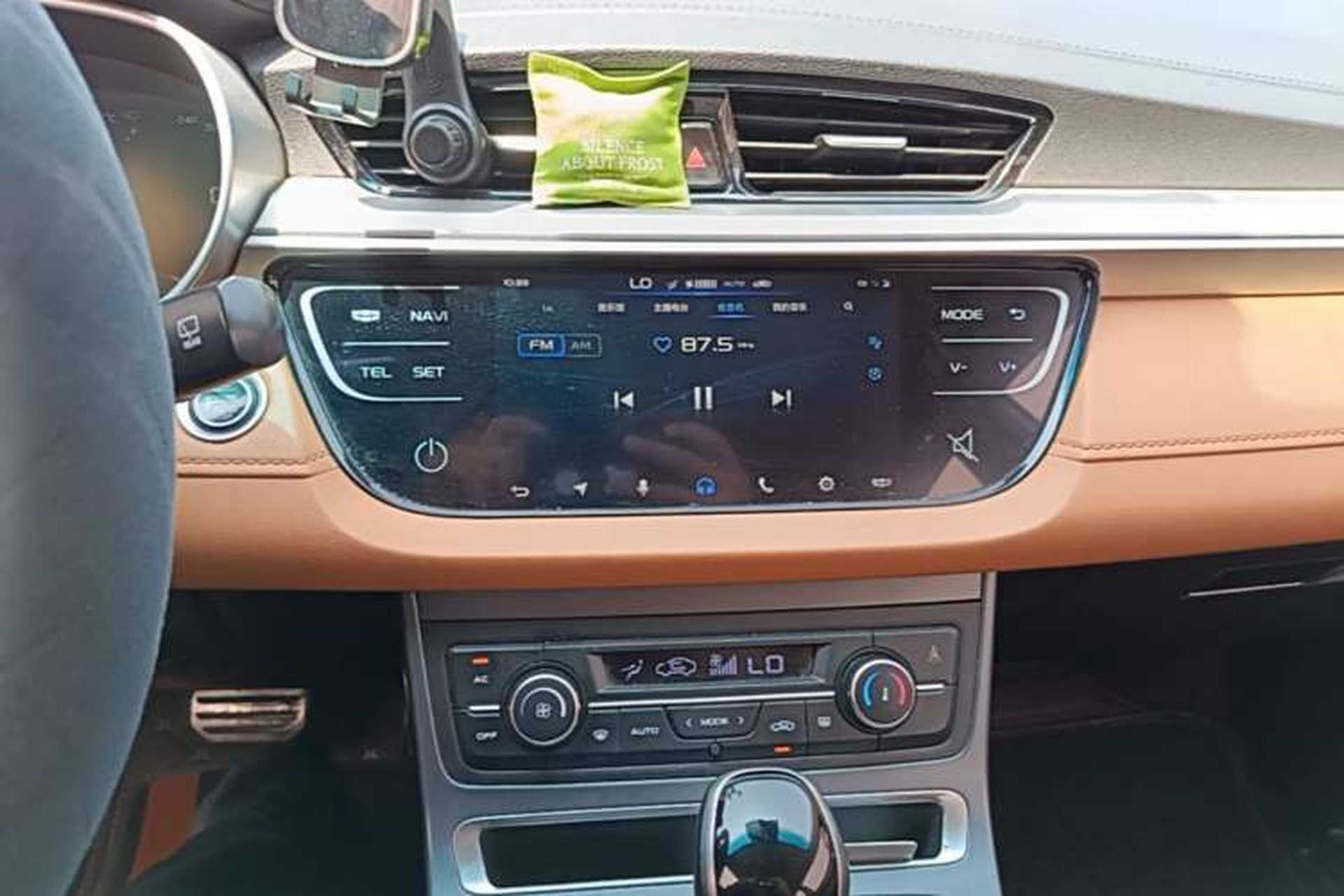 Used Geely Auto Vision S1 2018 1.4T CVT FENGXING Model Audio And AC Panel